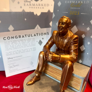 Disney Earmarked Agency Award a mini Walt Disney Dreamer statue