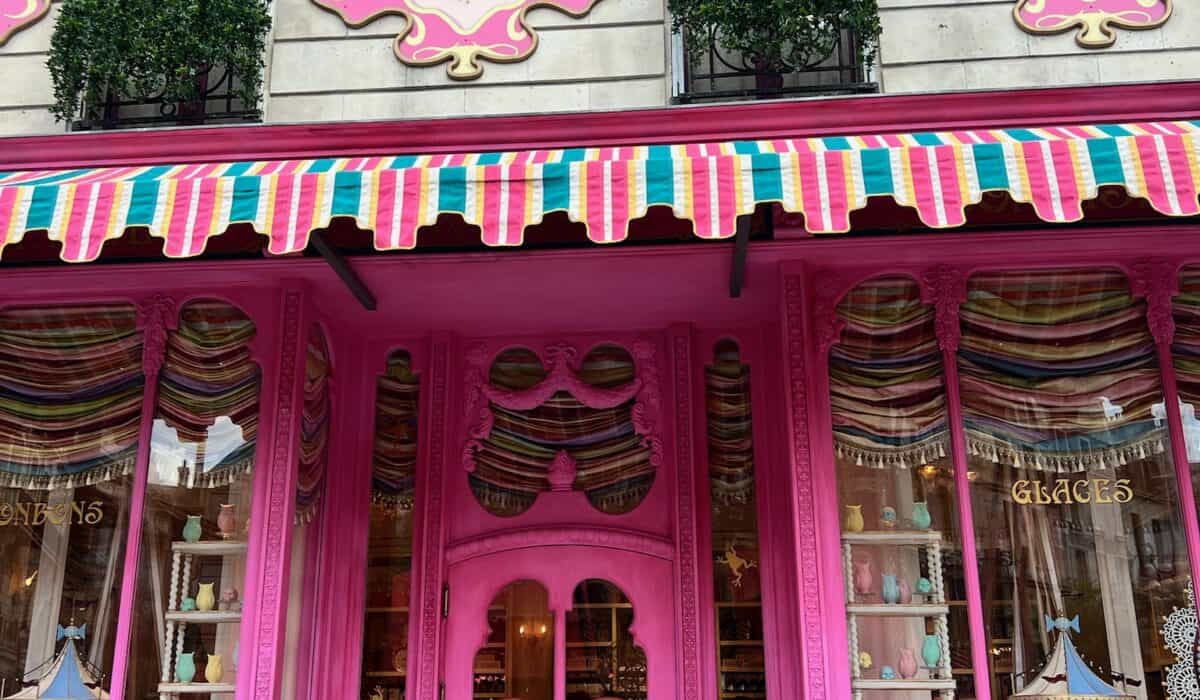 K Rammelle Confectionary at Epic Universe