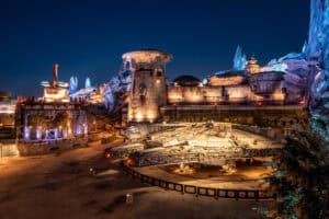 Read more about the article 2026 Disney After Hours: Family Planning Tips and Dates for the Perfect Night